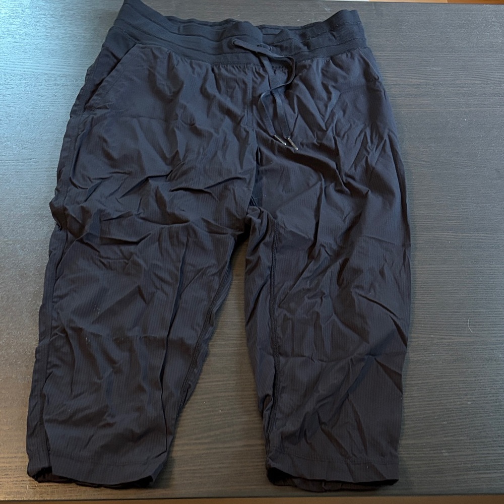lululemon studio crop pants - 8, black